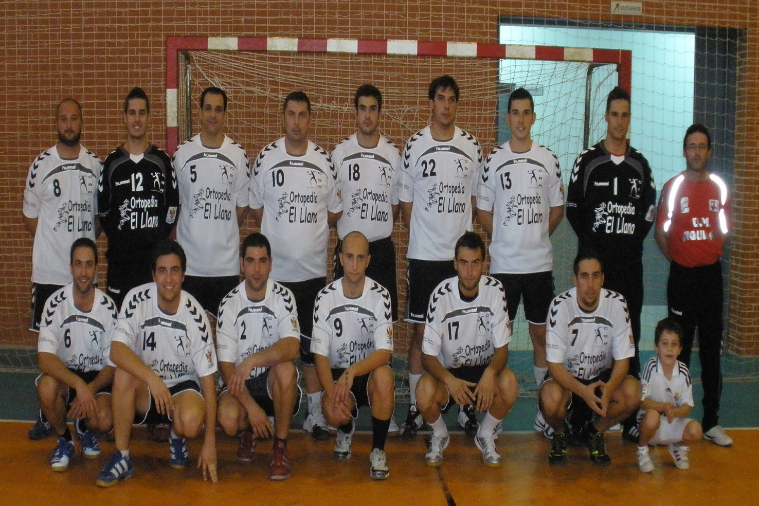 FOTO PLANTILLA